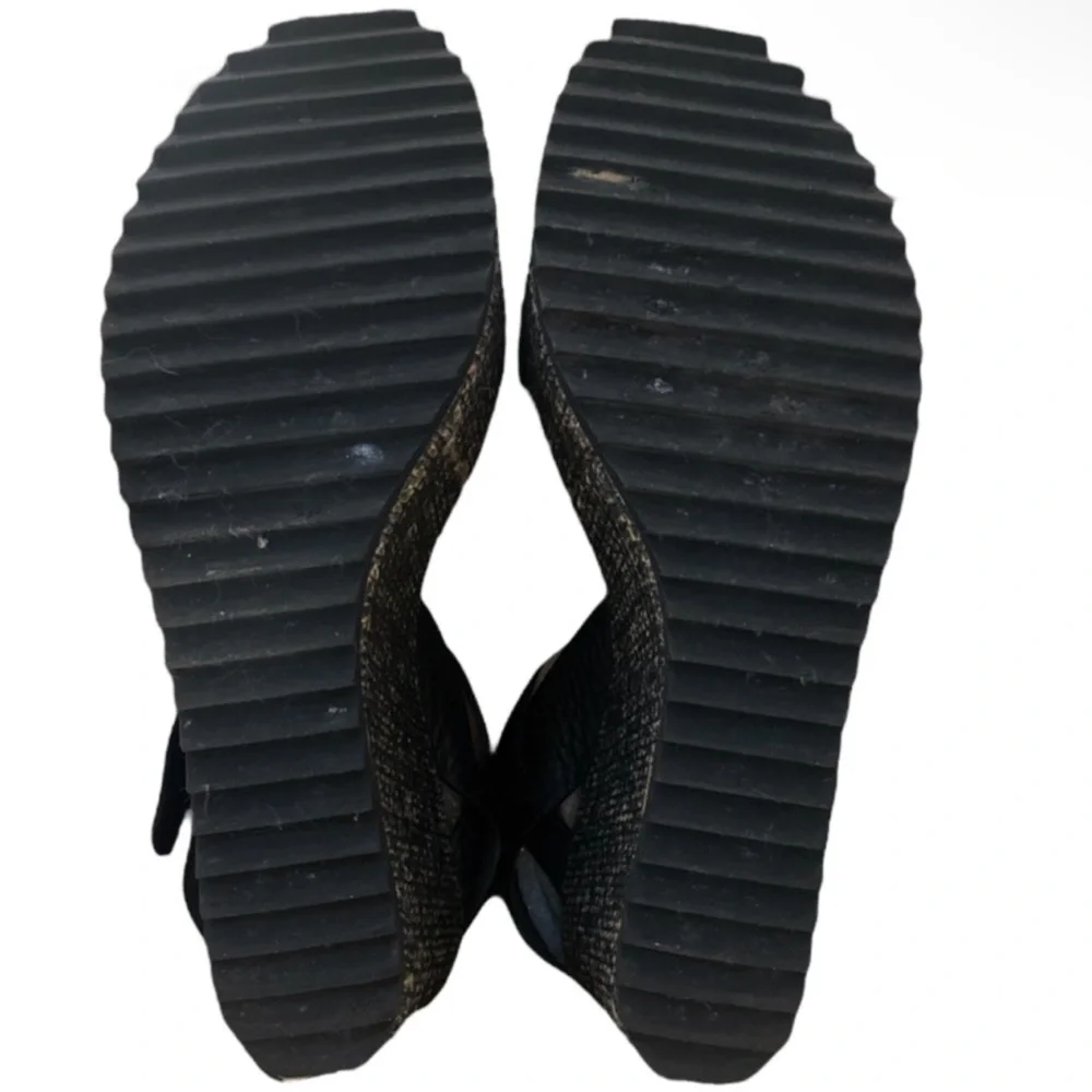 Authentic Pedro Garcia luxury designer platform black leather wedge sandals sz 9